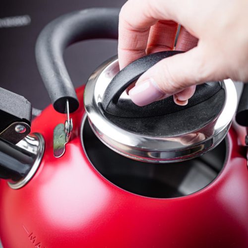 Kinghoff teáskanna, sípszóval - 1.8L - piros (KH-1853)
